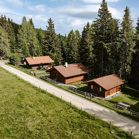 Lima Alpine - Almhaus Gertraud & Theresia *